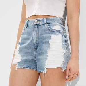 New without tags American Eagle mom shorts